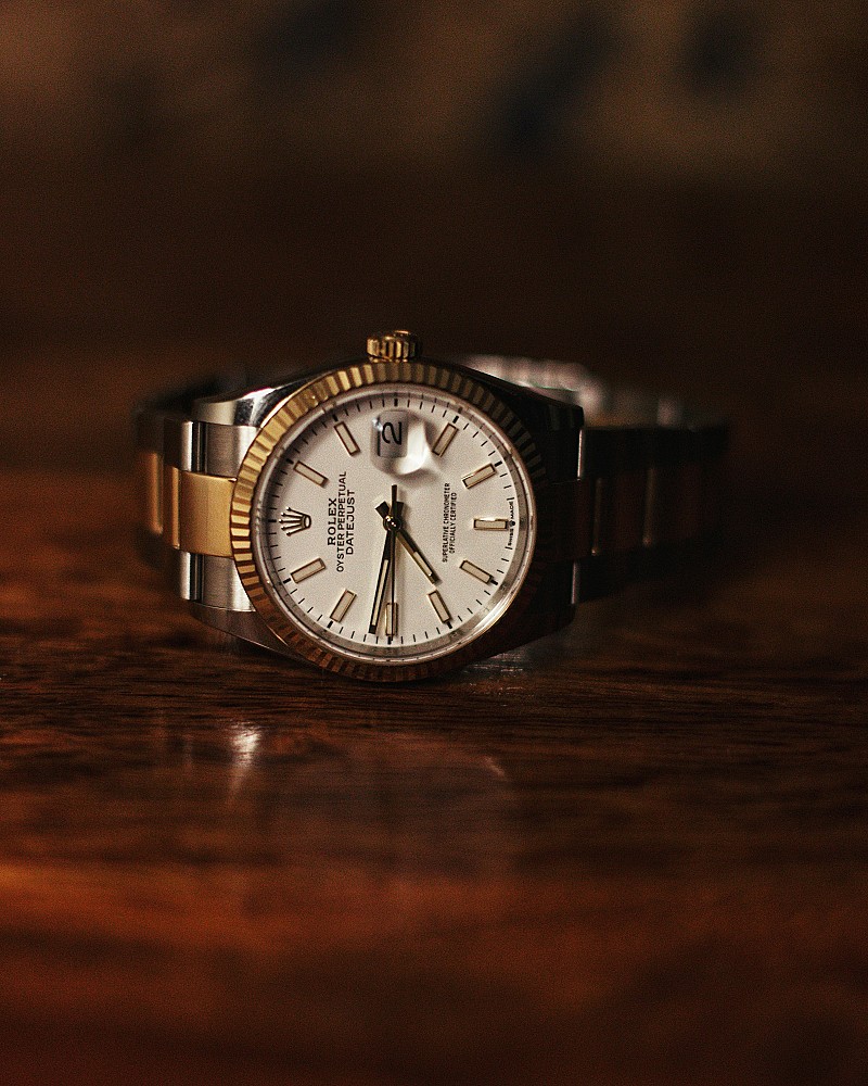 L'élégance intemporelle des montres de luxe pour femmes - Mo