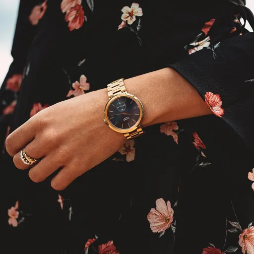 Montre Poiray bracelet : l’art du changement au poignet