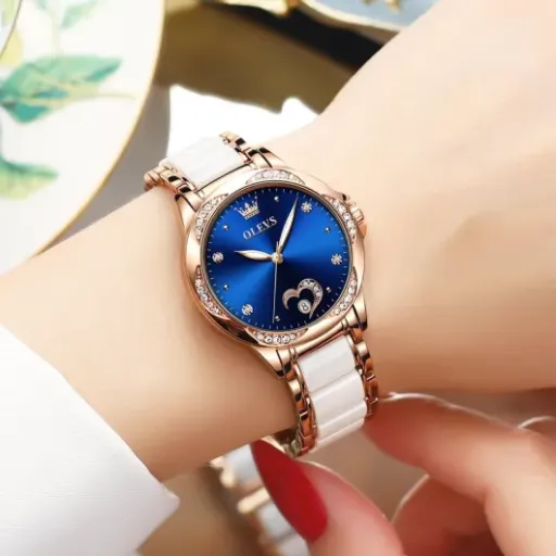 Test OLEVS 6631 Bleu : une montre auto rose gold/céramique qui mise surtout sur le look