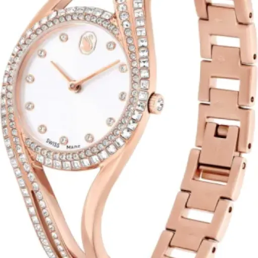 Test Swarovski Hyperbola Watch : la montre-bijou pour celles qui veulent surtout que ça brille