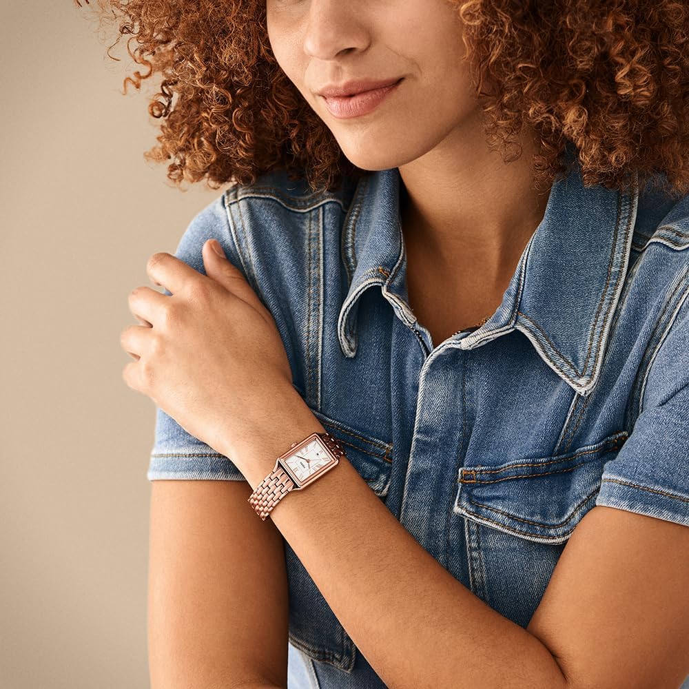 Fossil Montre Raquel pour Femmes, Mouvement à Quartz Trois Aiguilles avec Bracelet en Acier Inoxydable 23 mm Ton Or Rose et Blanc