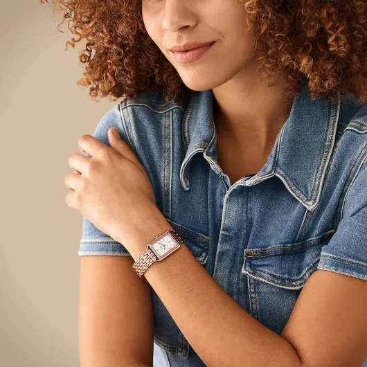Fossil Montre Raquel pour Femmes, Mouvement à Quartz Trois Aiguilles avec Bracelet en Acier Inoxydable 23 mm Ton Or Rose et Blanc