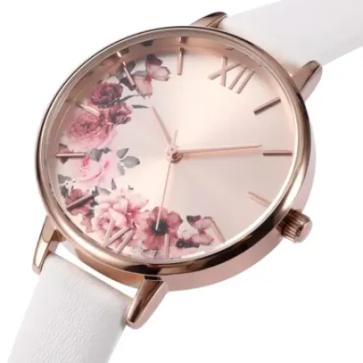 Test KIMOMT Montre Femme cuir or rose : une petite montre simple qui fait le job sans chichi